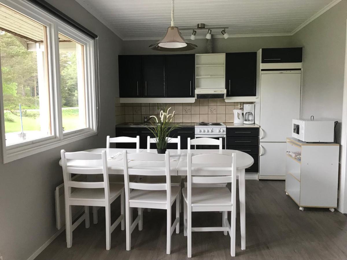 Bed and Breakfast Kastelholms Gaesthem Sund Экстерьер фото